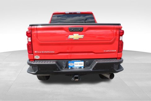 Used 2024 Chevrolet Silverado 2500 Custom w/ Custom Value Package image 6