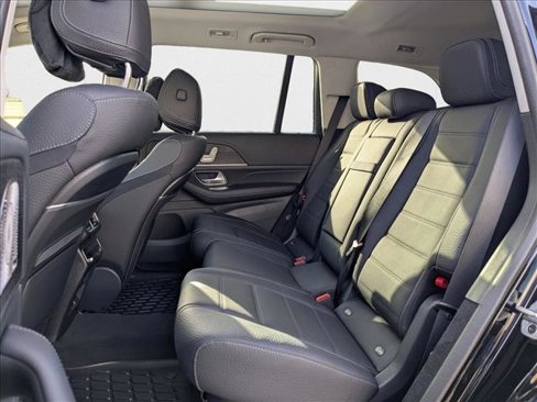 New 2026 Mercedes-Benz GLS 450 4MATIC image 14