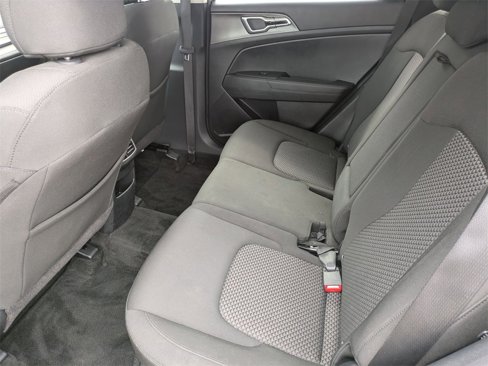 Used 2024 Kia Sportage LX image 28