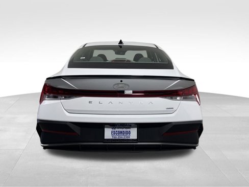 New 2025 Hyundai Elantra SEL image 4
