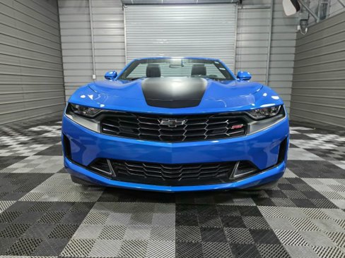 Used 2024 Chevrolet Camaro LT w/ RS Package image 3