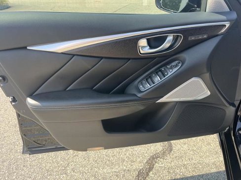 Certified 2022 INFINITI Q50 Sensory image 10