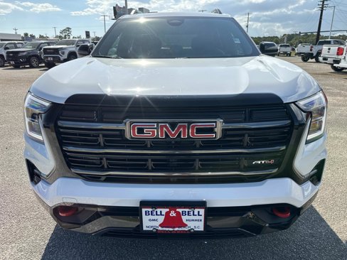 New 2026 GMC Terrain AT4 w/ Convenience Package III image 9