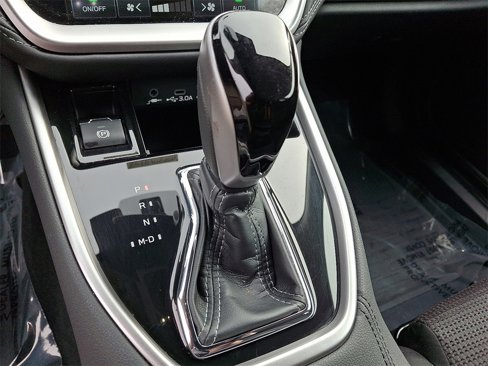 Certified 2025 Subaru Outback Premium w/ Popular Package #1A image 15