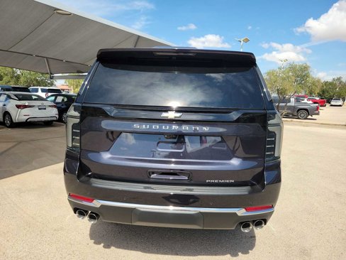 New 2026 Chevrolet Suburban Premier image 5