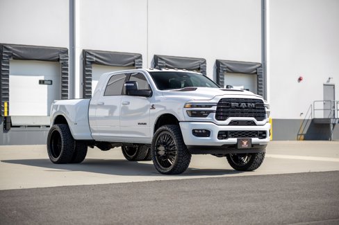 Used 2025 RAM 3500 Laramie w/ Night Edition image 5