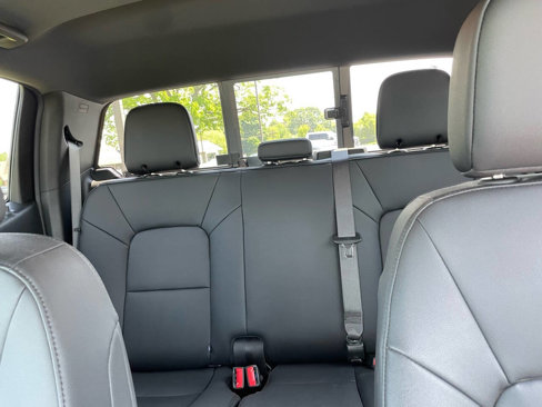 Used 2024 Chevrolet Colorado W/T image 10