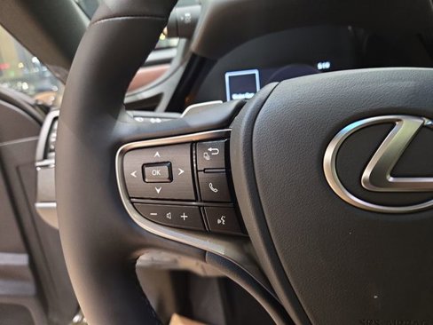 New 2025 Lexus ES 350 w/ Premium Package image 23