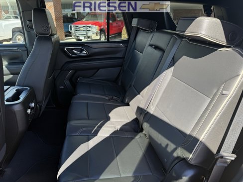 Used 2023 GMC Yukon SLT image 21