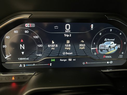 Used 2024 GMC Sierra 3500 Denali w/ Technology Package image 31