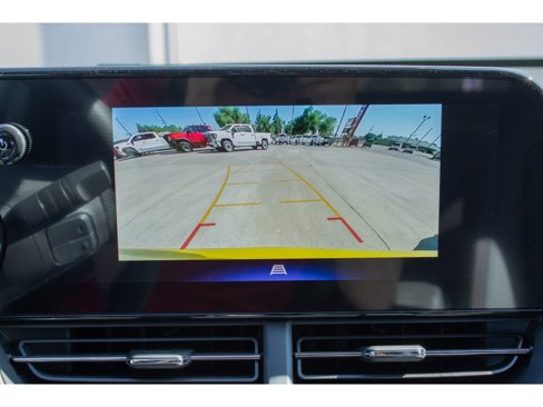 New 2025 Chevrolet Trax RS w/ Sunroof Package image 30