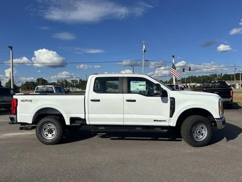 New 2026 Ford F250 XL image 4