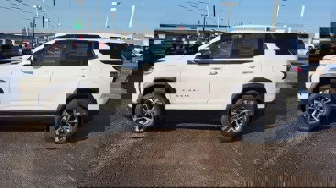 New 2026 Chevrolet Equinox LT image 5