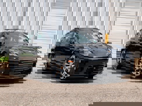 New 2025 Porsche Panamera 4 image 9
