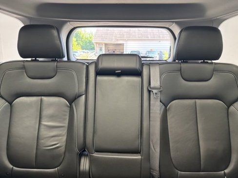 Used 2022 Jeep Grand Cherokee Limited image 15