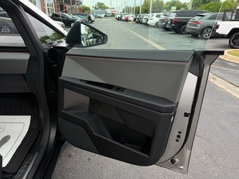 Used 2024 Tesla Cybertruck AWD Crew Cab image 20