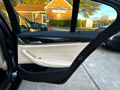 Used 2019 BMW 530i w/ Convenience Package image 25