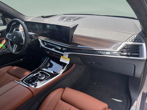 New 2026 BMW X7 M60i image 27