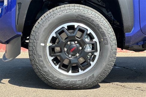 New 2025 Toyota Tacoma TRD Off-Road image 24