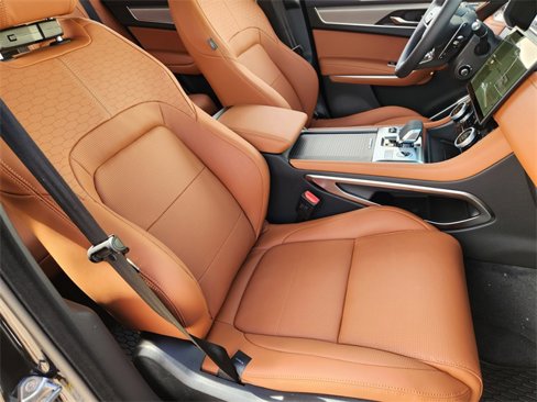 Used 2026 Jaguar F-PACE R-Dynamic S image 14