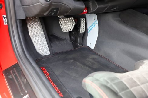 Certified 2023 Ferrari 812 Competizione image 43