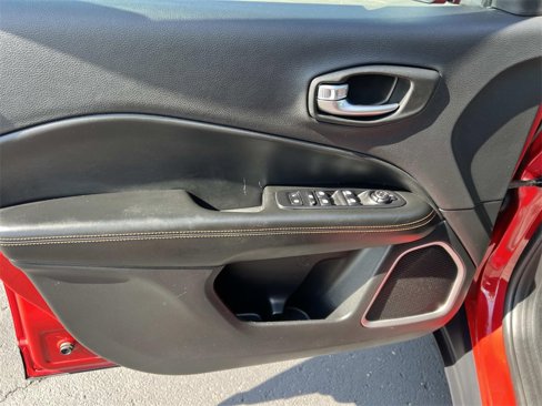 Used 2020 Jeep Compass Limited image 14