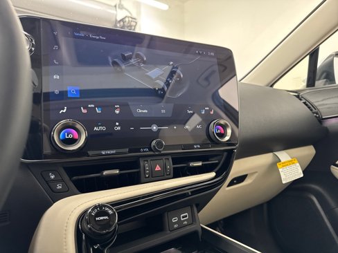 New 2025 Lexus NX 450h+ AWD w/ Luxury Package image 22