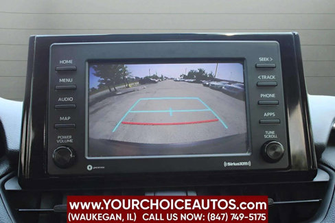 Used 2021 Toyota RAV4 LE image 17
