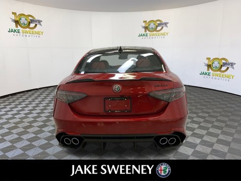 New 2024 Alfa Romeo Giulia Quadrifoglio image 7