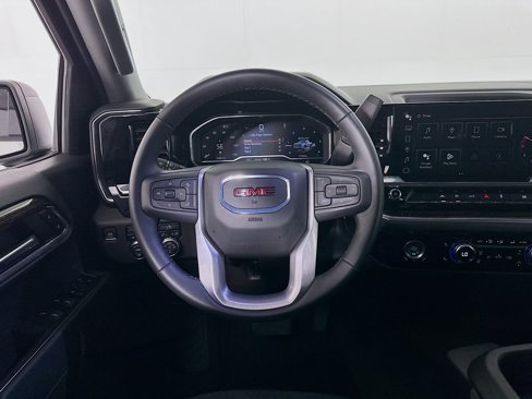 Used 2024 GMC Sierra 1500 Elevation image 17