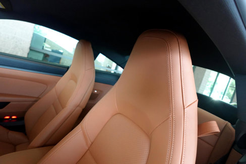 Used 2025 Porsche 911 Carrera image 12