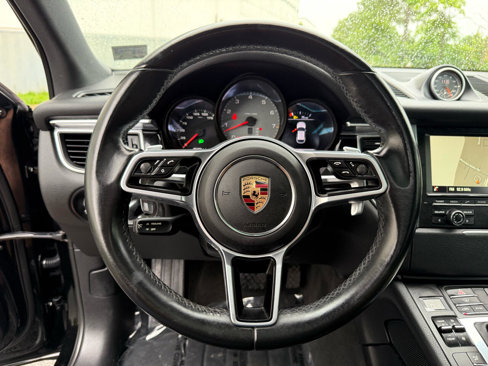 Used 2016 Porsche Macan S image 37