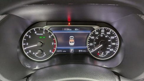 Used 2025 Nissan Sentra SV image 24