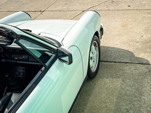Used 1986 Porsche 911 Carrera image 10