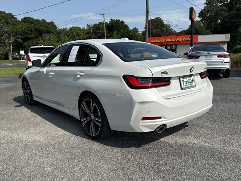 Used 2024 BMW 330i Sedan image 3