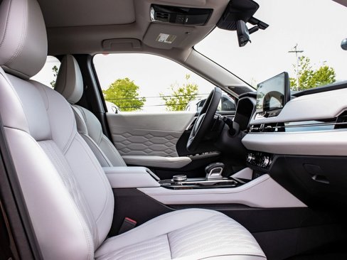 New 2025 Mitsubishi Outlander AWD image 44