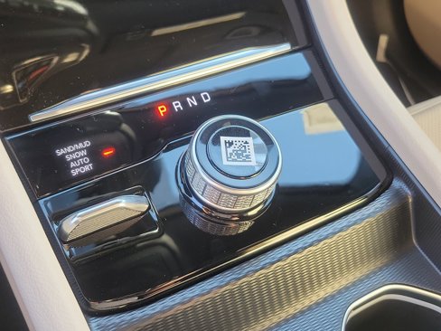 New 2025 Jeep Grand Cherokee L Limited w/ Luxury Tech Group II image 9