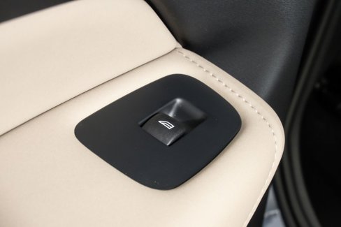 New 2026 Volvo XC60 B5 Core image 16