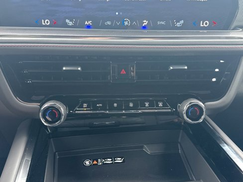 New 2026 Chevrolet Suburban RST image 28