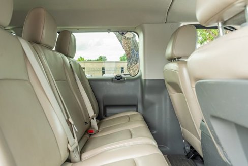 Used 2013 Nissan NV 3500 SL w/ Technology Pkg image 35