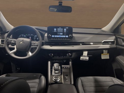 New 2025 Mitsubishi Outlander SE image 11