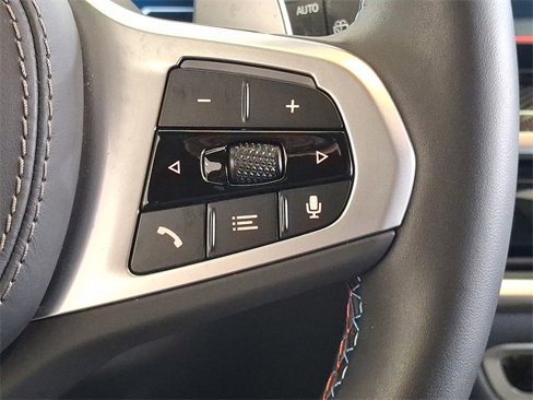 Used 2025 BMW X5 M60i image 18