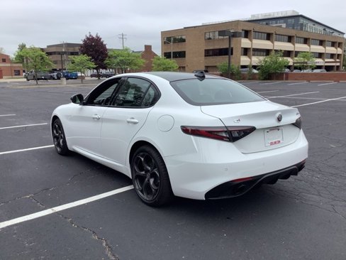 New 2025 Alfa Romeo Giulia AWD w/ Driving Assist Package image 3