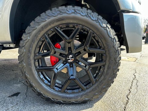 Used 2023 Ford F150 Lariat w/ Equipment Group 502A High image 4