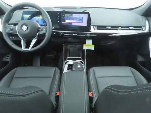 Used 2025 BMW X1 xDrive28i w/ Technology Package image 14