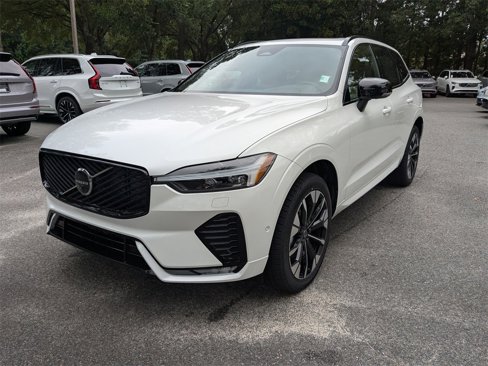 New 2026 Volvo XC60 B5 Plus w/ Protection Package Premier image 8