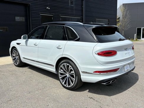 New 2025 Bentley Bentayga image 20