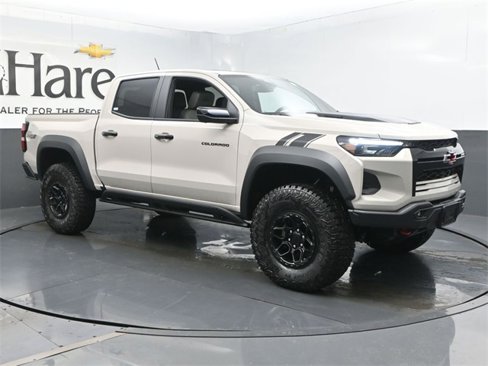 New 2026 Chevrolet Colorado ZR2 w/ ZR2 Bison Edition image 6