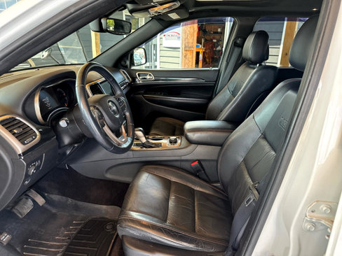 Used 2017 Jeep Grand Cherokee Limited 75th Anniversary image 29