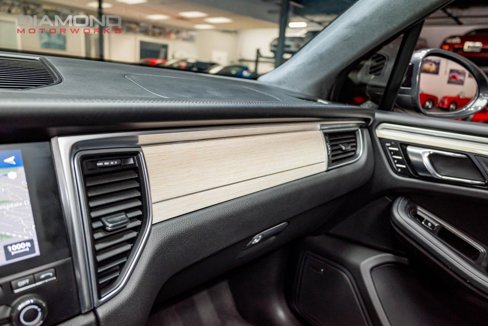 Used 2018 Porsche Macan Turbo image 79